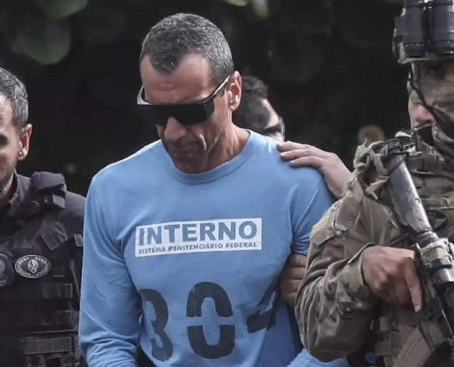 Marcola e líderes do PCC pedem à Justiça o mesmo benefício concedido ao banqueiro Vorcaro em presídio de Brasília