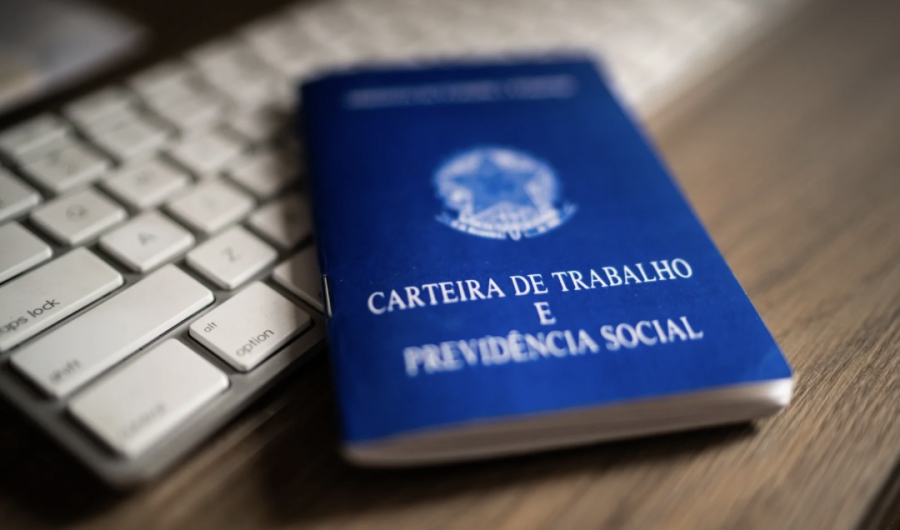 Nova lei trabalhista libera até 3 dias de folga para exames preventivos