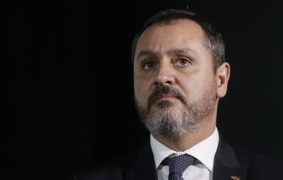 Banco Master pagou viagem de diretor da PF a Londres em evento com ministros do STF