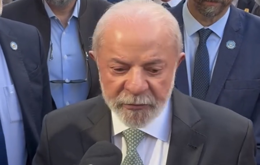 Lula ataca Trump pelo 5º  dia consecutivo e anuncia reciprocidade após expulsão  de agente da PF flagrado espionando nos EUA