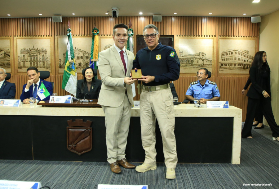 CMN entrega Comenda Maurílio Pinto a 30 profissionais da segurança pública