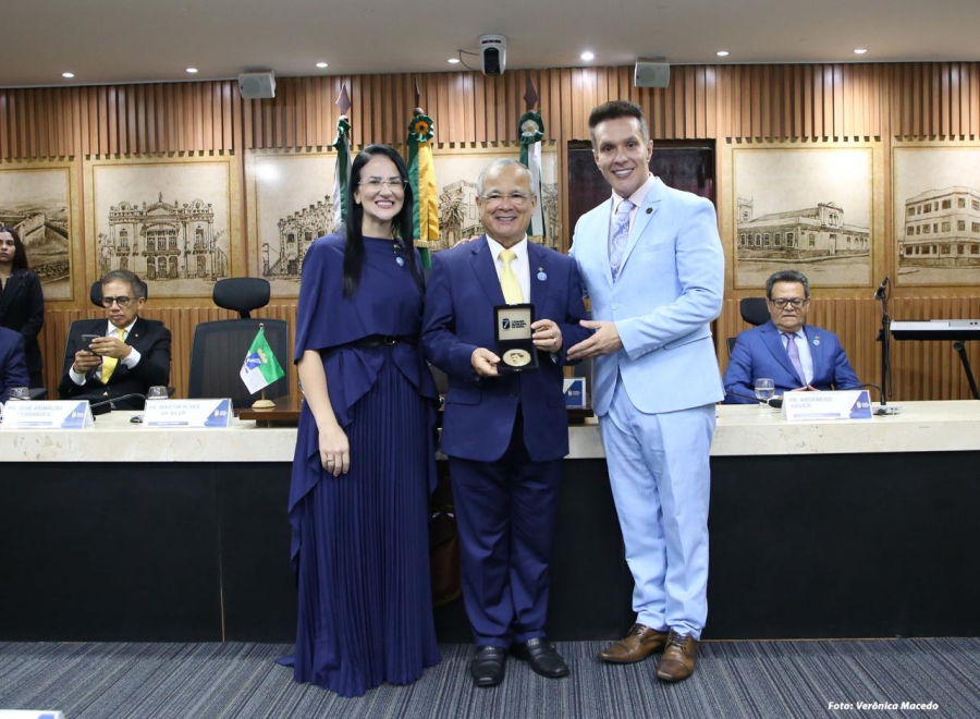 Presidente Eriko Jácome e vereadora Camila Araújo realizam sessão solene em homenagem aos 108 anos da Iadern