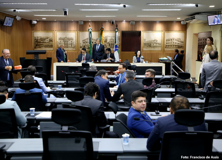Câmara aprova projeto que amplia transparência em obras públicas