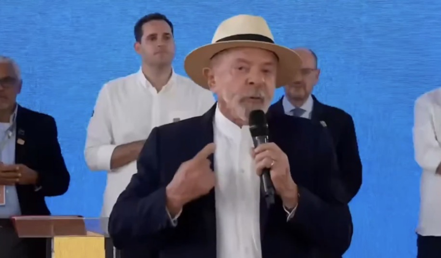 Lula vai pra cima de Donald Trump mais uma vez e diz que ninguém ganha do Brasil mentindo 