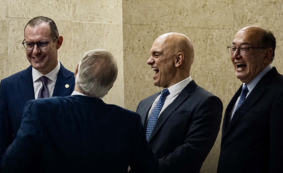 Aliados de Moraes no STF tentam adiar sessão e colocar Mendonça no mesmo julgamento após ele denunciar suspeitas de corrupção