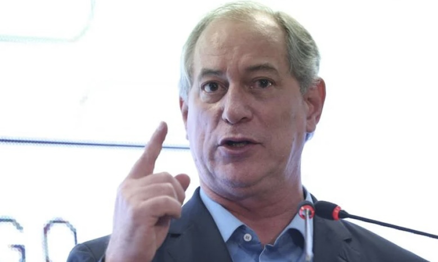 Ciro Gomes critica Toffoli por propaganda extra para Elmano na véspera da eleição