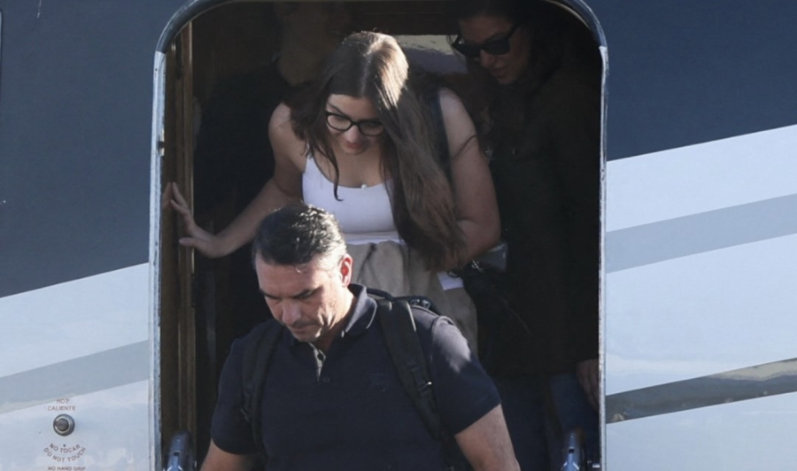 Após colocar terror com Moraes, Polícia federal recua e confirma que Flávio Bolsonaro não é foragido