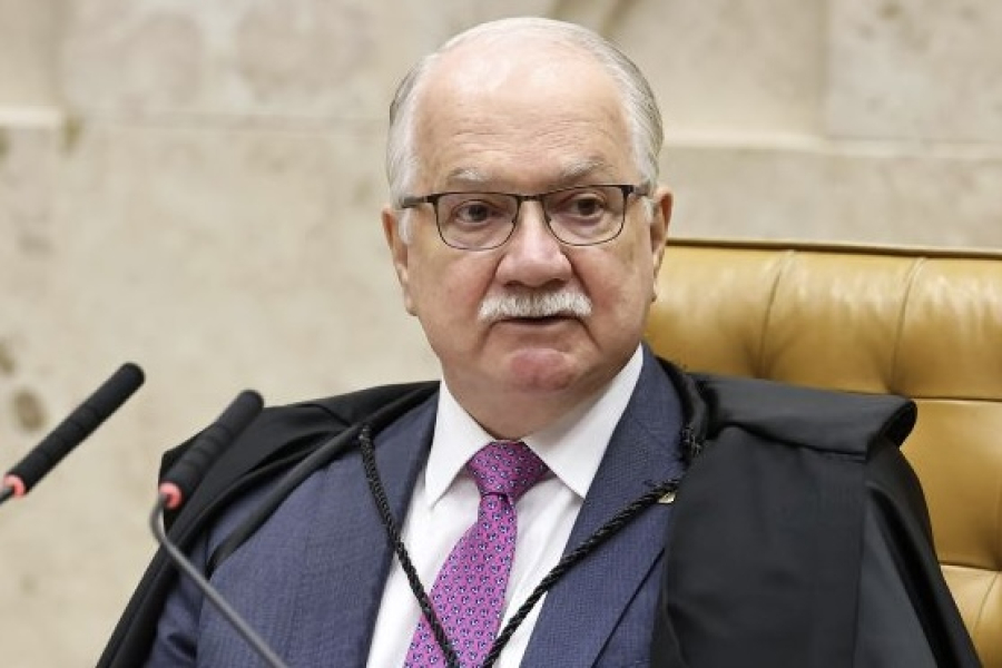 Presidente do STF Edson Fachin devolve processos do inss para André Mendonça e encerra inquérito das fakenews